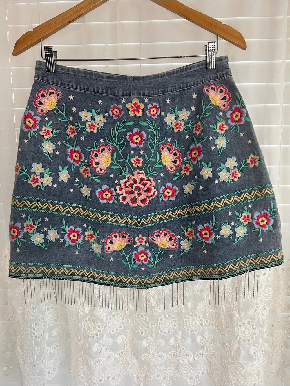 Savanna Jane Denim Floral Embroidered Womens Large Colorful Boho Tight Skirt